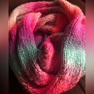 Girls knit purple/pink infinity scarf